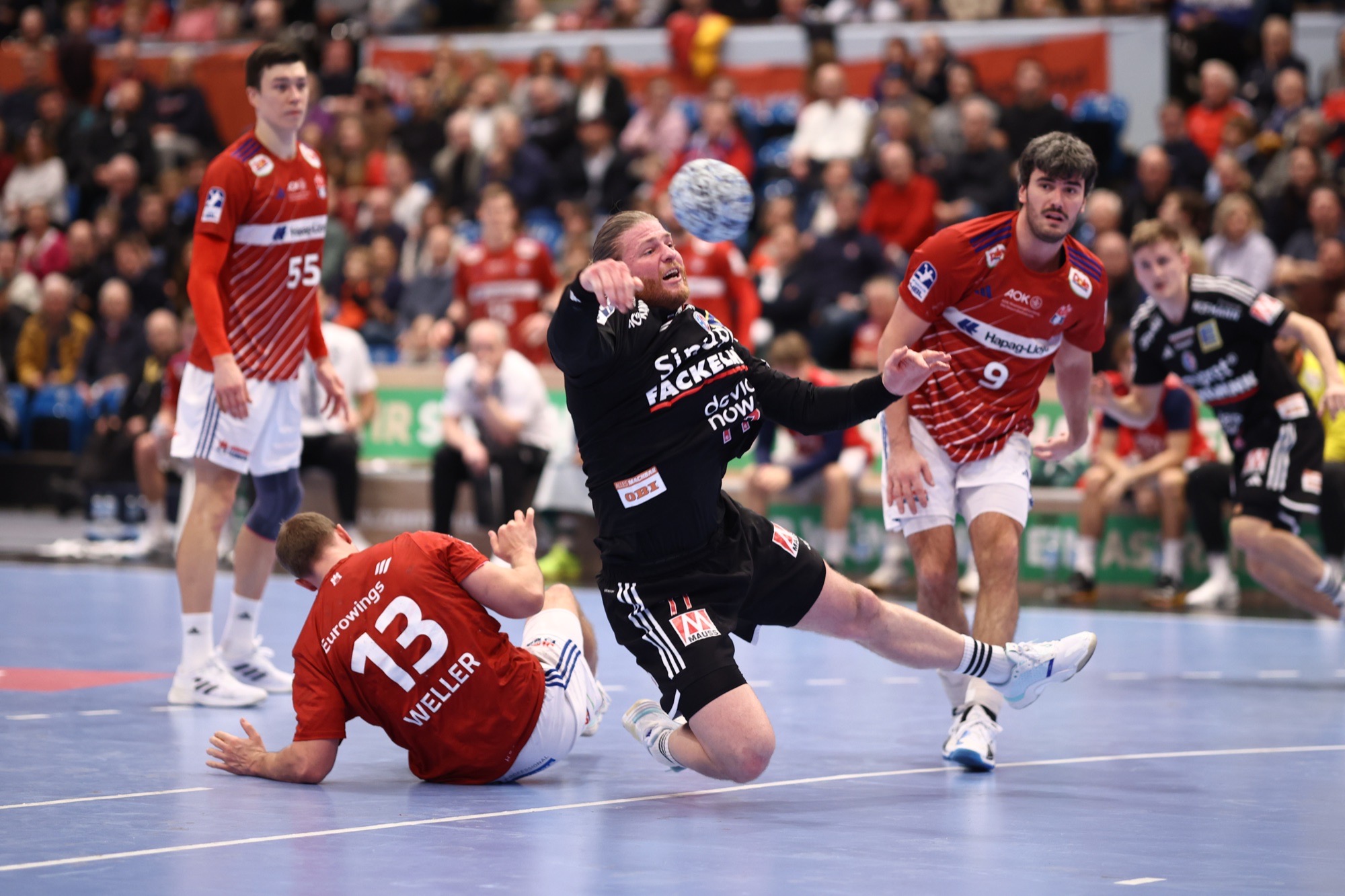 Handballkrimi in Hamburg: HC Erlangen unterliegt haarscharf