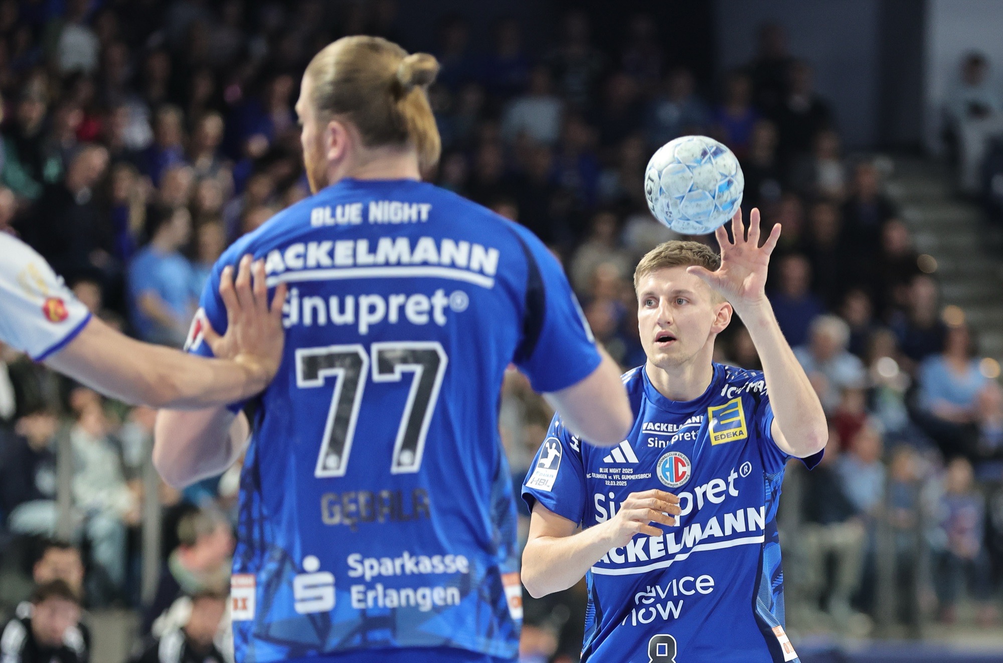 Versteigerung der Matchworn-Trikots – Jetzt mitbieten und Gutes tun!