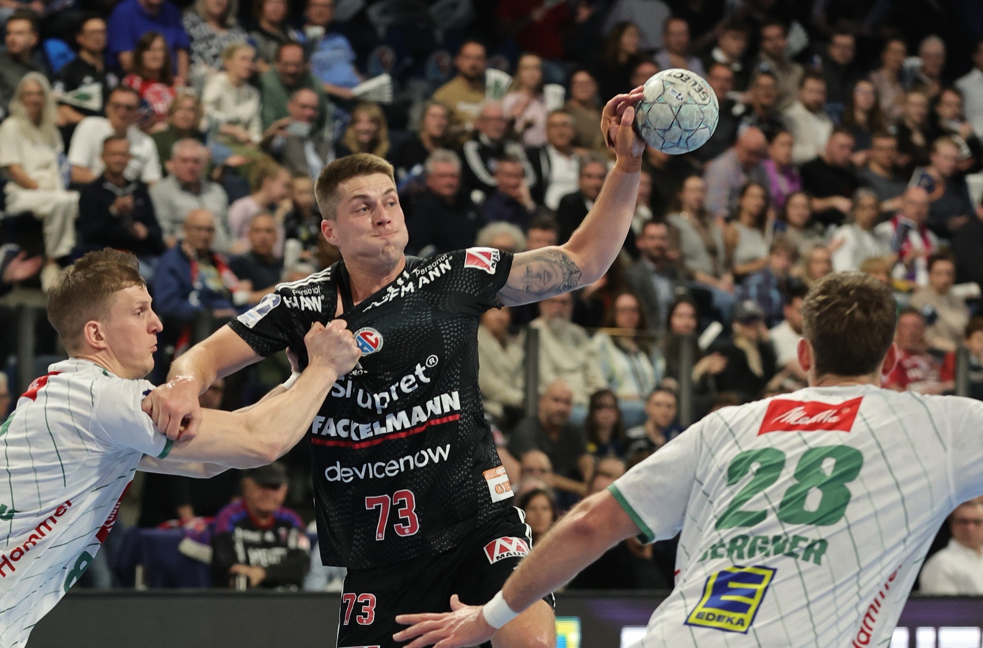 Kristjánsson-Gala: HCE feiert spektakulären Heimsieg