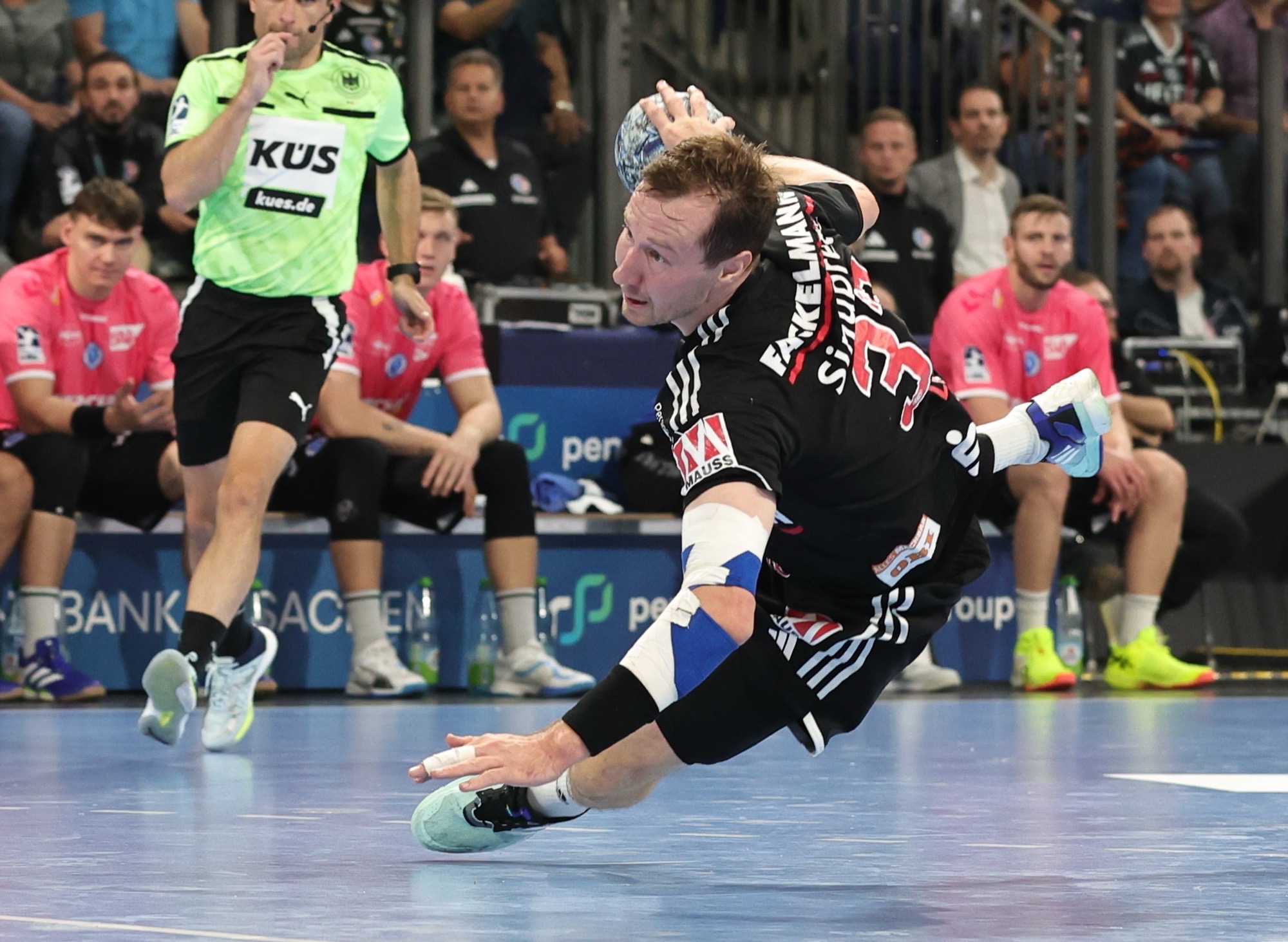 Showdown in Stuttgart – HCE kämpft mit Fans im Rücken um Big Points