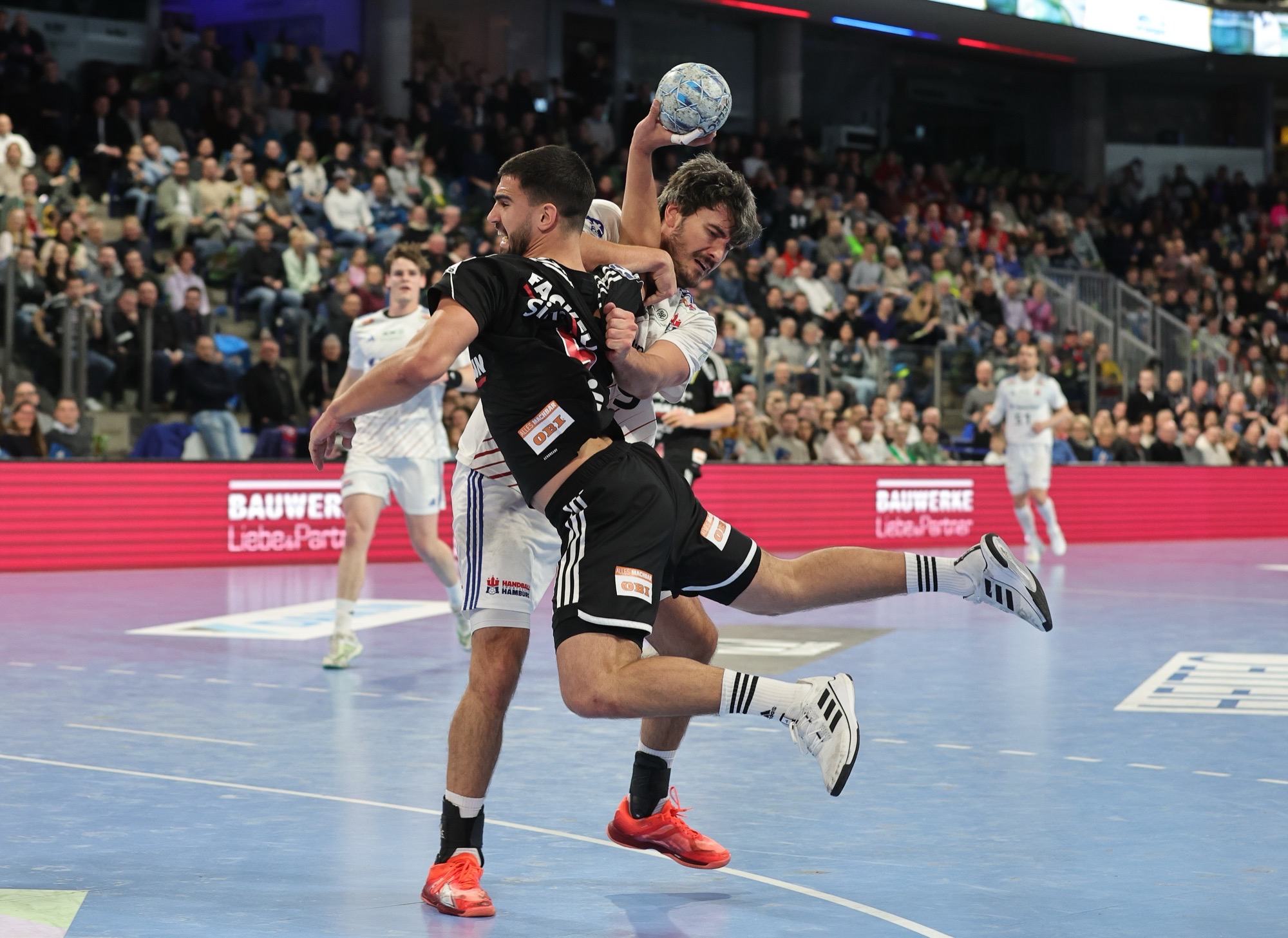 HC Erlangen unterliegt Hamburg trotz großem Kampf