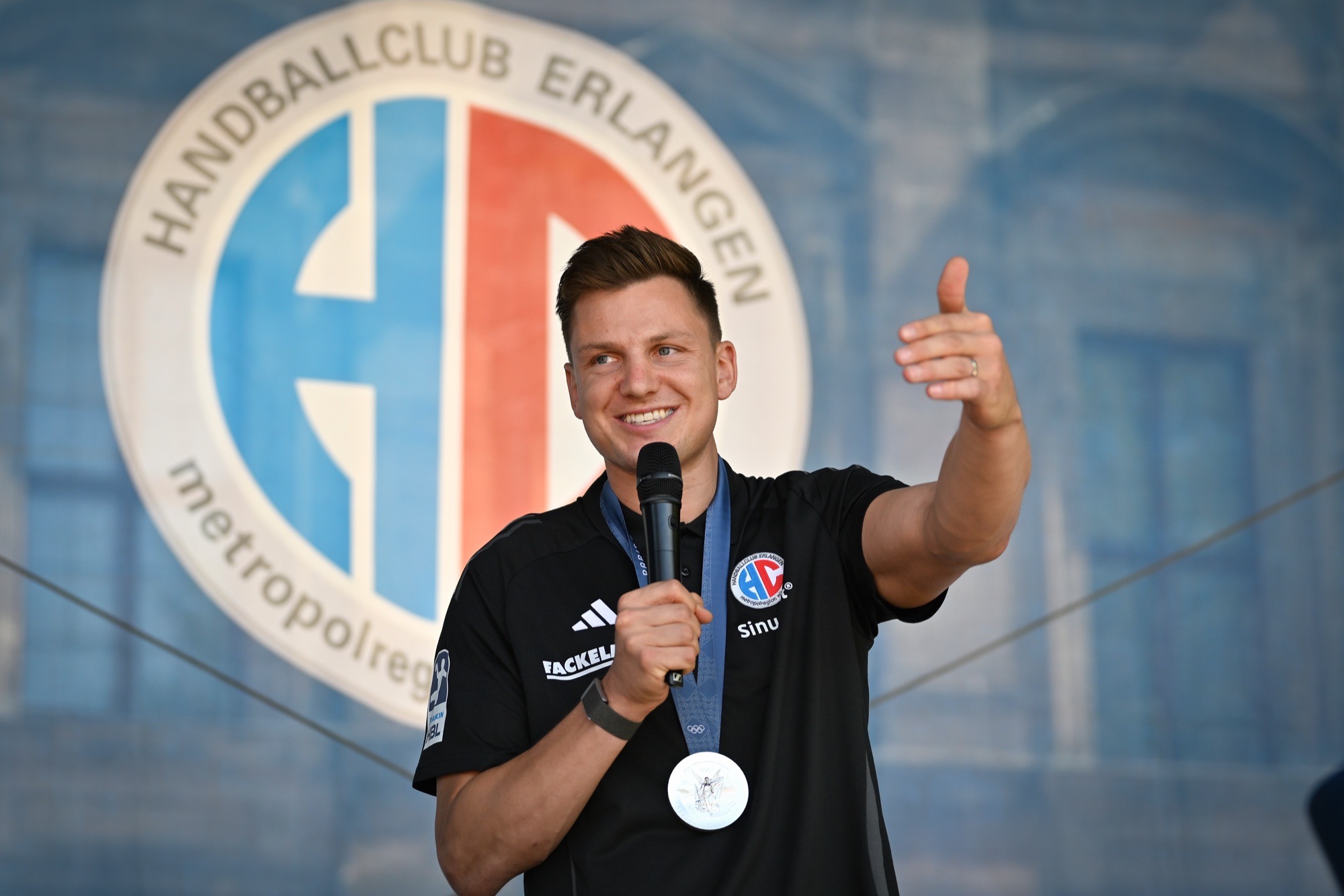 Strahlender Sonnenschein und tolle Stimmung: HC Erlangen feiert Saisoneröffnung im Herzen von Erlangen