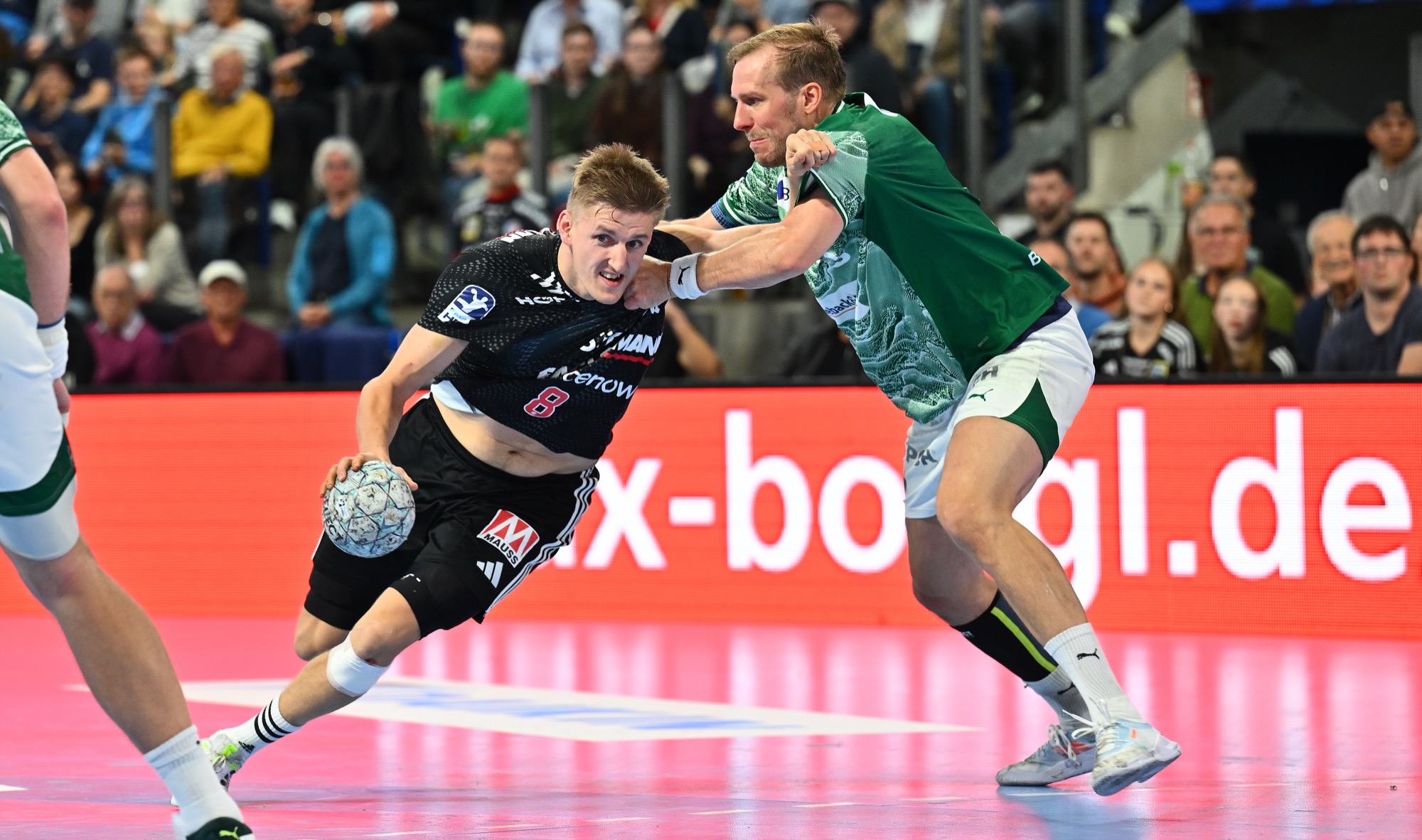 Zu Gast im Fuchsbau: HCE fährt zum Deutschen Meister