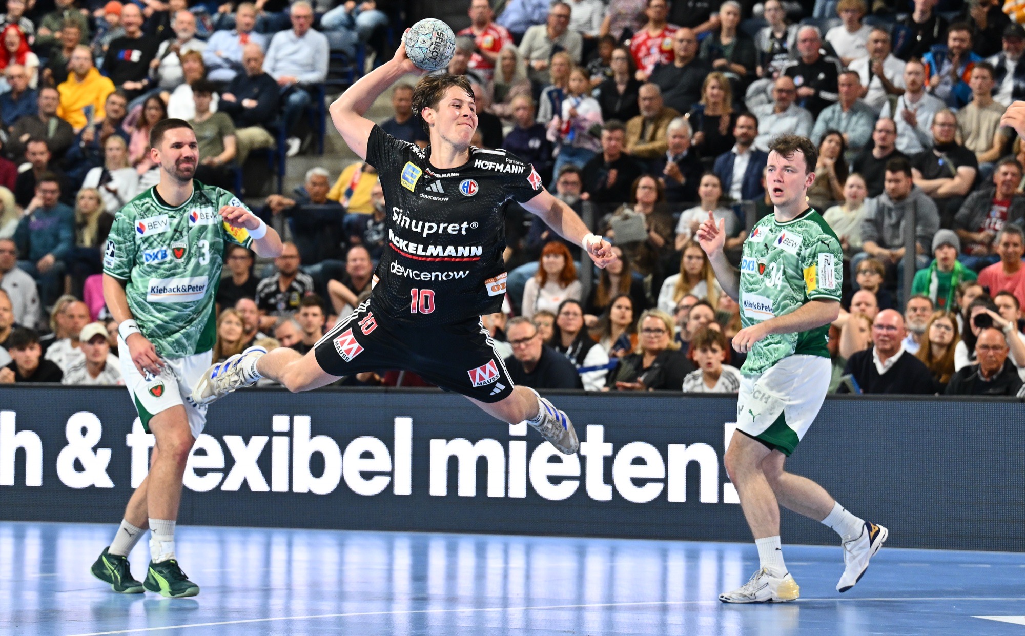 Nächstes Handball-Feuerwerk: HCE bringt Deutschen Meister an Rande der Niederlage